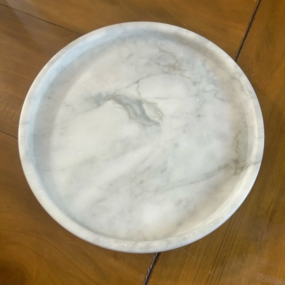 NWOT Round Marble Decor